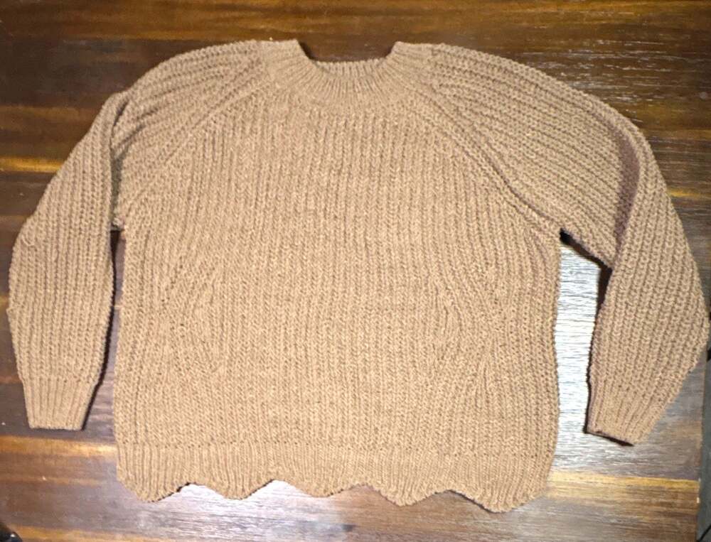 Zenana Womens XL Chunky Chenille Knit Sweater Scalloped Hem Taupe Brown Crewneck